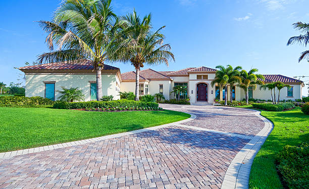 Best Local Driveway Pavers  in Linden, TN